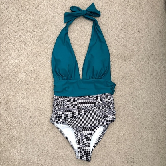 NEW Cupshe Keeping You Accompanied Striped One Piece Swimsuit Women’s Large - Picture 2 of 8